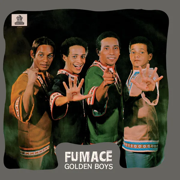 Capa de Fumacê