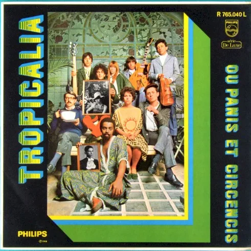 Capa de Tropicália ou Panis et Circensis